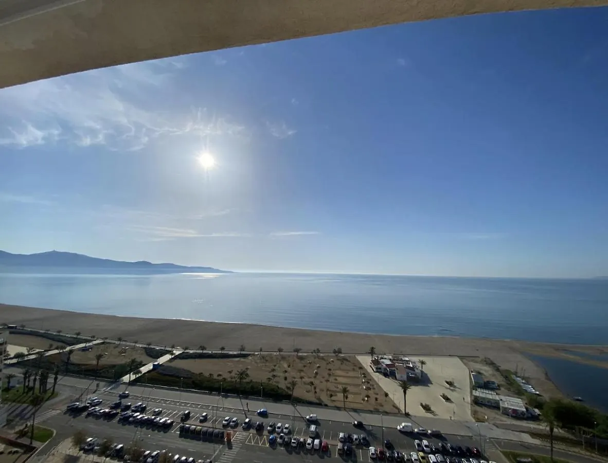Manhattan Apartment Ampuriabrava