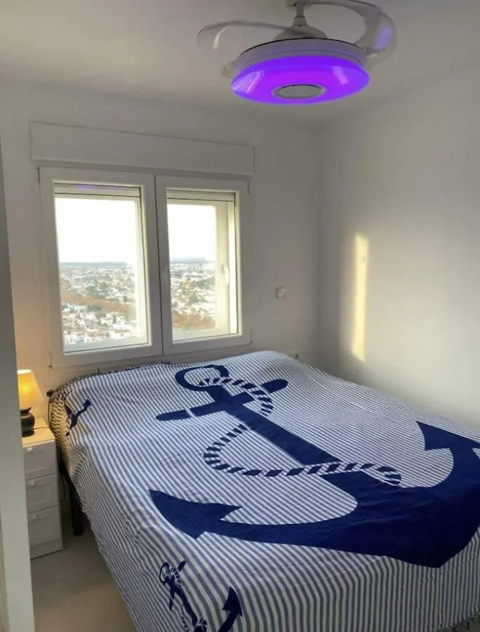 Manhattan Apartment Ampuriabrava